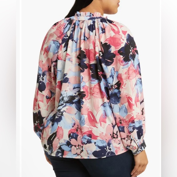 Jones New York Flower Blouse Size XL  Ruffle Neck Puff
Sleeve - Picture 5 of 14